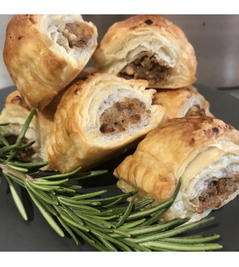 Vegetarian and Vegan sausage roll 